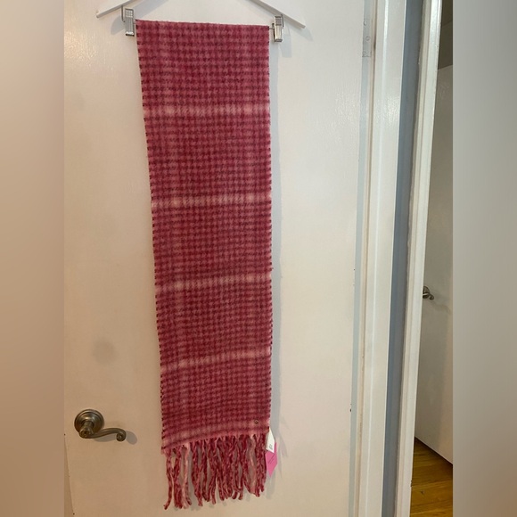 Kate Spade Scarf and Wallet - Picture 7 of 9